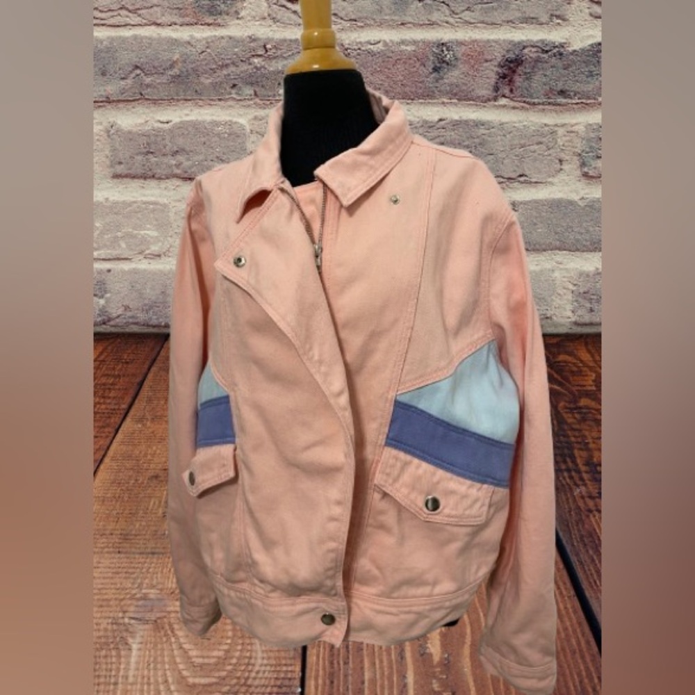 Women’s Forever 21 pink Jean jacket size 3X